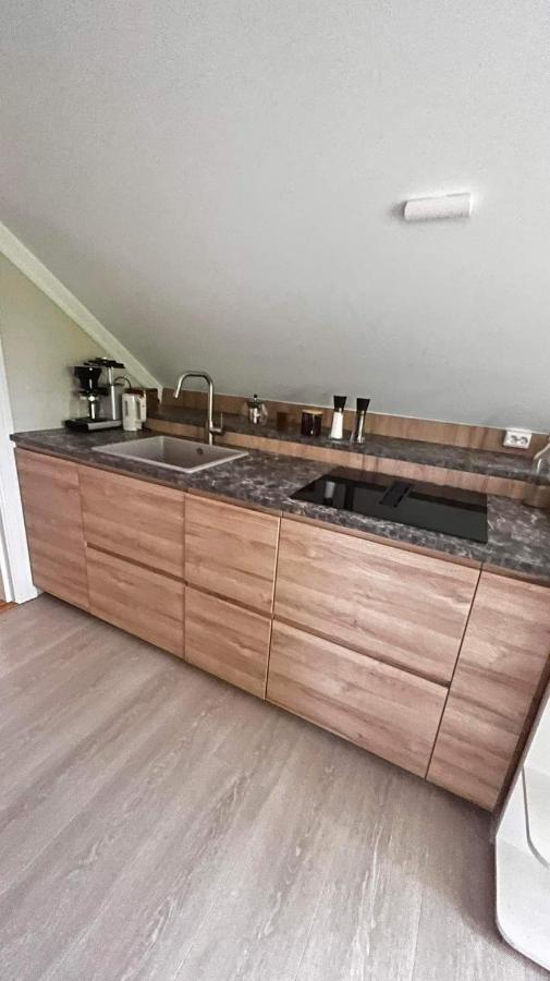 Apartment Bo I Historisk Bygning, Kort Vei Til Sentrum *